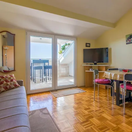 Apartments By The Sea Selce, Crikvenica - 4802 Apartment