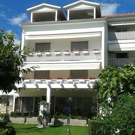 Apartments By The Sea Selce, Crikvenica - 4802